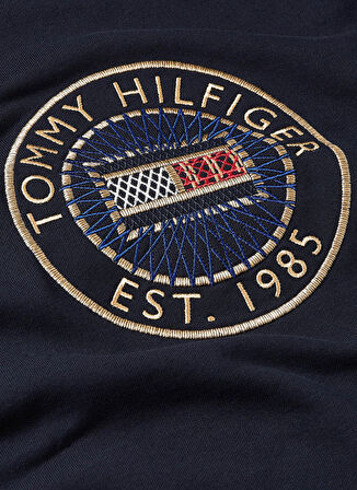 Tommy Hilfiger Yuvarlak Yaka Nakışlı Lacivert Kadın Sweatshırt REG NAUTICAL EMB C-NK SWEATSHIRT