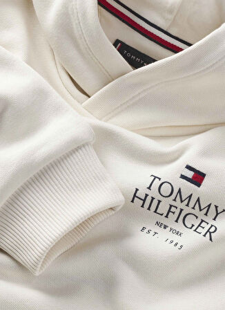 Tommy Hilfiger Baskılı Erkek Çocuk  Ekru Sweatshırt KB0KB09193YBH
