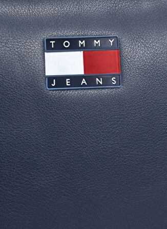 Tommy Hilfiger Lacivert Kadın Çapraz Çanta AW0AW16964