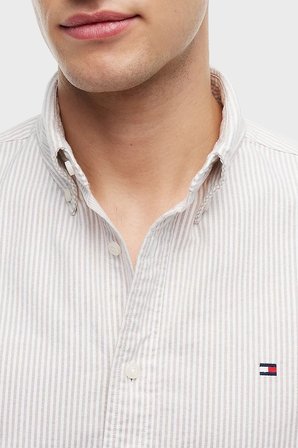 Tommy Hilfiger % 100 Pamuk Regular Fit Çizgili Gömlek Erkek GÖMLEK MW0MW36238 0AA BEJ