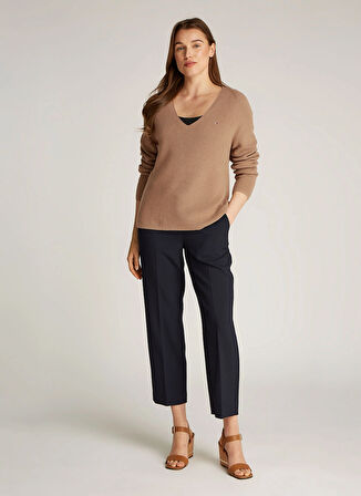 Tommy Hilfiger V Yaka Normal Kahve Kazak Kadın WW0WW44452RBC