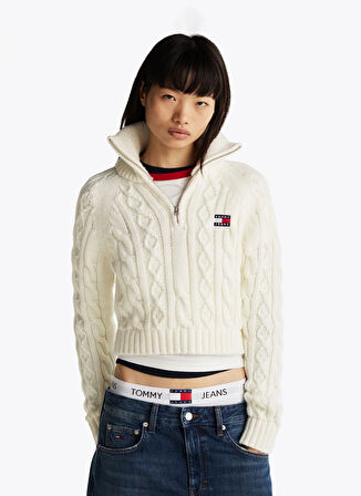 Tommy Jeans Fermuarlı Yaka Normal Beyaz Kazak Kadın DW0DW20269YBH