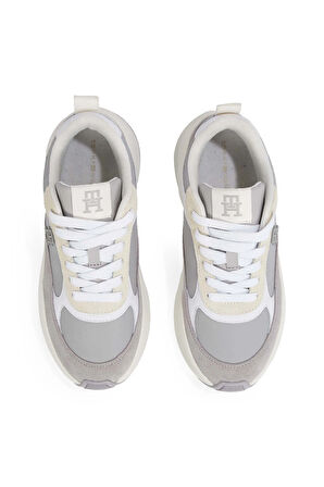 TH CHUNKY FEMININE RUNNER