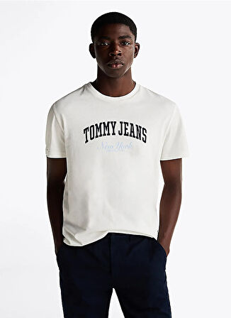 Tommy Jeans Bisiklet Yaka Ekru Erkek T-Shirt DM0DM20362YBL TJM SLIM VRSITY POP