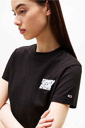 Tommy Jeans Kadın Tişört-DW0DW21338