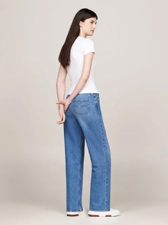TOMMY HILFIGER Kadın Marka Logolu Bisiklet Yakalı Pamuklu Beyaz1 T-Shirt DW0DW17881 YBL