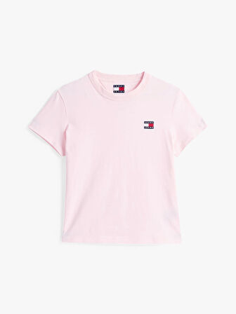 Tommy Jeans Kadın  Pembe Badge Crew Yaka Tişört