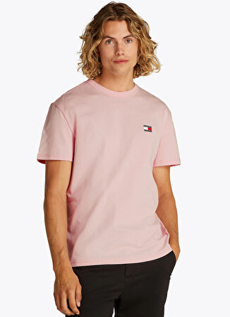Tommy Jeans Bisiklet Yaka Pembe Erkek T-Shirt DM0DM20322TH3 TJM REG BADGE TEE EXT