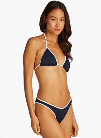 Mavi Kadın Regular Fit Üçgen Kesim Bikini Üst UW0UW05239C1G