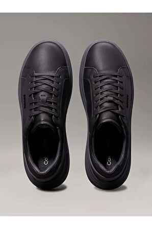 LOW TOP LACE UP W/ STRIPE