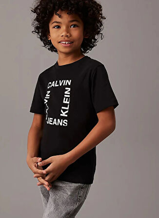 Calvin Klein Baskılı Siyah Erkek T-Shirt IB0IB02159BEH