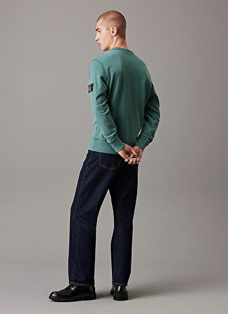 Calvin Klein Jeans Bisiklet Yaka Yeşil Erkek Sweatshırt J30J323426CH2 BADGE CREW NECK