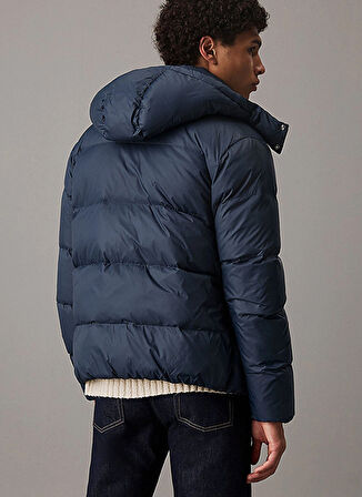 ESSENTIALS DOWN JACKET Lacivert Erkek Mont J30J325946PPK