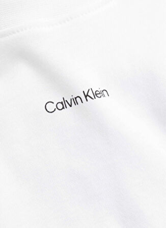 Calvin Klein Yuvarlak Yaka Baskılı Beyaz Kadın T-Shirt NANO LOGO REGULAR T-SHIRT