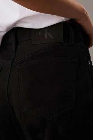 CK Jeans AUTHENTIC SLIM STRAIGHT Kadın SİYAH Jeans J20J224896-BEH