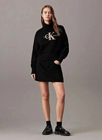 Calvin Klein Jeans Bisiklet Yaka Siyah Erkek Sweatshırt J30J326144BEH CHENILLE MONOLOGO CRE