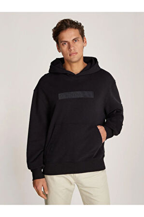EMBROIDERED BOX HOODIE