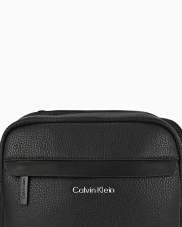 Calvin Klein Must Reporter Çapraz Askılı Çanta