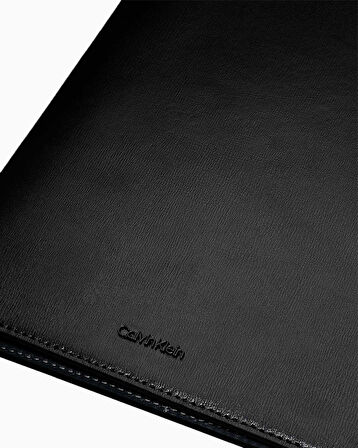 Calvin Klein Clean Essential Document El Çantası