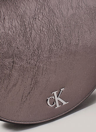 Calvin Klein Metalik 22x18,5x4 cm Kadın Çapraz Çanta K60K612730ADA