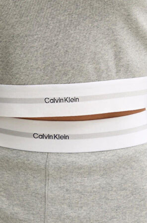 Calvin Klein Kadın Gri Logolu Crop Crew 000QS7217E