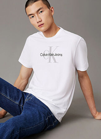 Calvin Klein Jeans Bisiklet Yaka Baskılı Beyaz Erkek T-Shirt 00040EM286YAA SS HERO MONOGRAM TEE