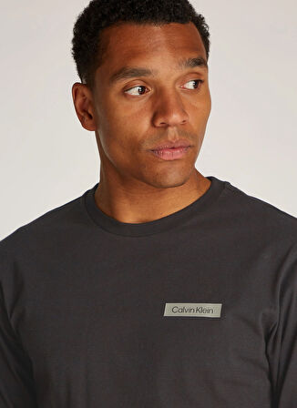 Calvin Klein Siyah Erkek T-Shirt K10K113801BEH