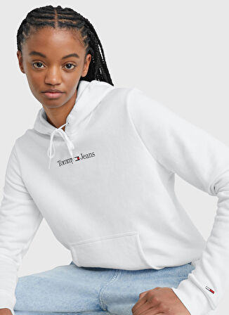 Tommy Jeans Kapüşon Yaka Baskılı Beyaz Kadın Sweatshırt DW0DW15649