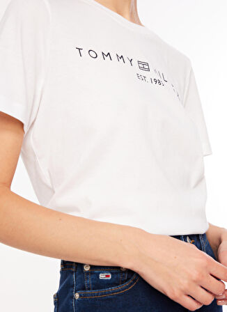 Tommy Hilfiger Bisiklet Yaka Baskılı Beyaz Kadın T-Shirt WW0WW40276YCF004