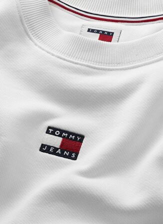 Tommy Jeans Bisiklet Yaka Düz Beyaz Kadın Sweatshırt TJW BXY BADGE CREW EXT