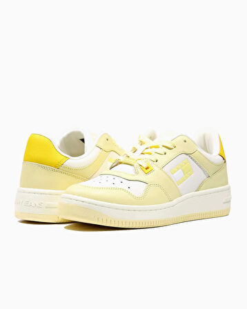Retro Basket Tonal Logo Sneakers