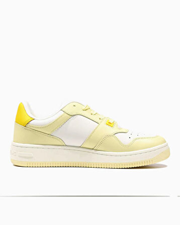 Retro Basket Tonal Logo Sneakers