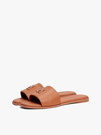 TH LOGO HARDWARE LEATHER MULE