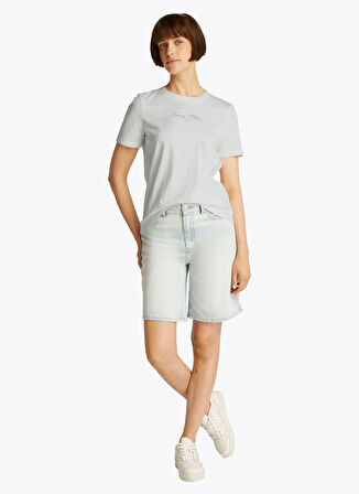 Tommy Hilfiger Bisiklet Yaka Beyaz Kadın T-Shirt WW0WW45428YBL