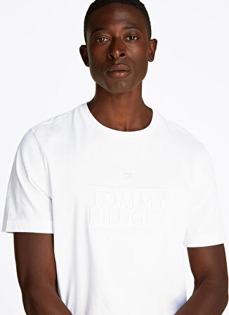 Tommy Hilfiger Beyaz Erkek T-Shirt MW0MW38620YBR