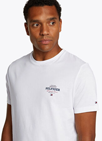 Tommy Hilfiger Beyaz Erkek T-Shirt MW0MW38644YBR