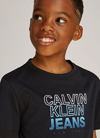Calvin Klein Baskılı Siyah Erkek Çocuk T-Shirt IB0IB02362BEH