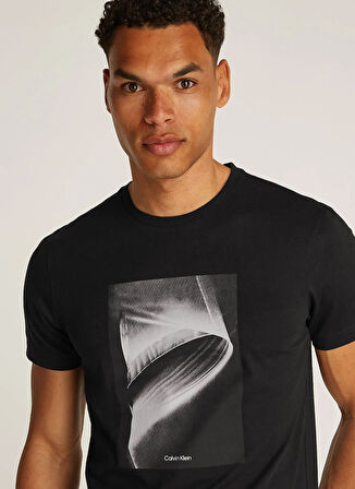 Calvin Klein Siyah Erkek T-Shirt K10K113797BEH