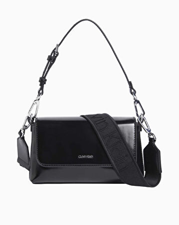 Calvin Klein Must Strap Mini Clutch Portföy Çanta