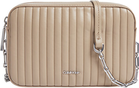 CALVIN KLEIN MINI LINE QUILT CAMERA BAG Omuz Çantası
