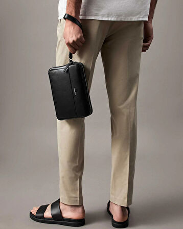 Calvin Klein Sleek Pouch Minibag Çanta