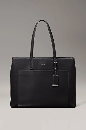 Kadın Ck Must Medium Shopper Omuz Çantası - Siyah | undefined