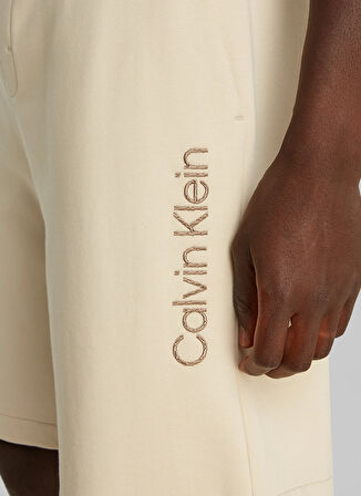 Calvin Klein Beyaz Erkek Kazak K10K114476YAS