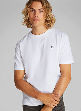 Calvin Klein Jeans Beyaz Erkek T-Shirt J30J327473YAF SERIF FONT GRAPHIC