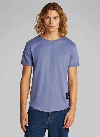 Calvin Klein Jeans Koyu Mavi Erkek T-Shirt J30J323482PCP BADGE TURN UP SLEEVE
