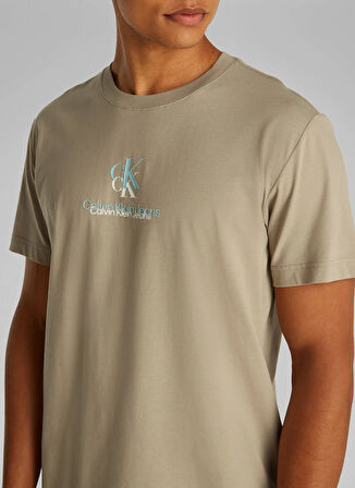 Calvin Klein Jeans Bej Erkek T-Shirt J30J327469PAH SHADOW LOGO TEE
