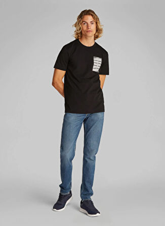 Calvin Klein Jeans Siyah Erkek T-Shirt J30J327474BEH SERIF BOX GRAPHIC TEE