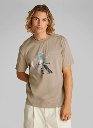 Calvin Klein Jeans Bej Erkek T-Shirt J30J327483PAH PHOTO MONOGRAM TEE