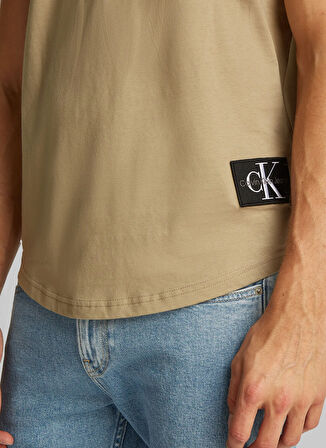 Calvin Klein Jeans Yeşil Erkek T-Shirt J30J323482HI0 BADGE TURN UP SLEEVE