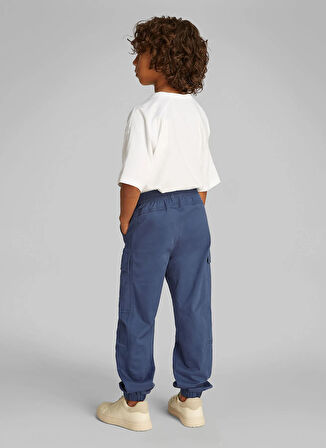 Calvin Klein Lastikli Bel Lastikli Paça Mavi Erkek Çocuk Kargo Pantolon IB0IB02270C8J